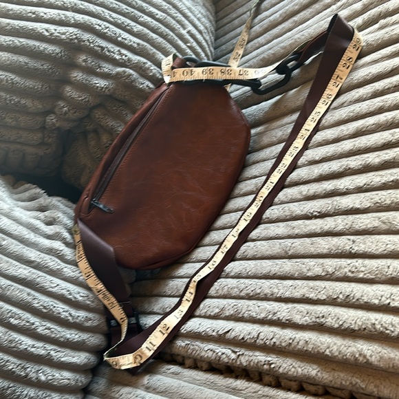 Brown Crossbody Bag New Fanny Pack Shoulder Bag Sling Bag Gorgeous Color - Picture 10 of 16